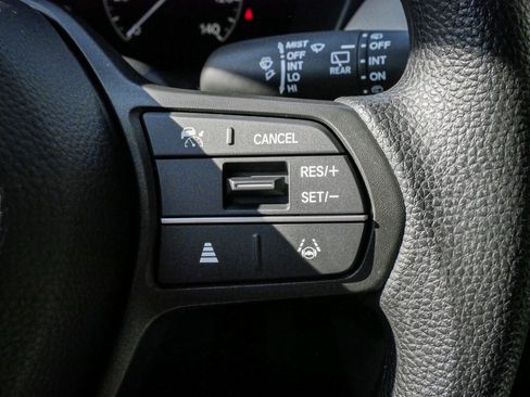Certified 2025 Honda HR-V LX image 20