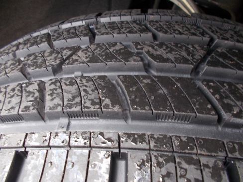 Used 2021 Chevrolet Silverado 1500 Custom image 18