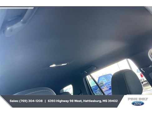 Used 2025 GMC Terrain Elevation FWD image 16