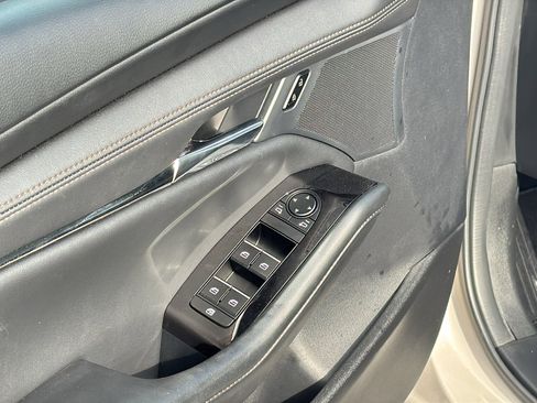 Certified 2025 MAZDA MAZDA3 s image 11