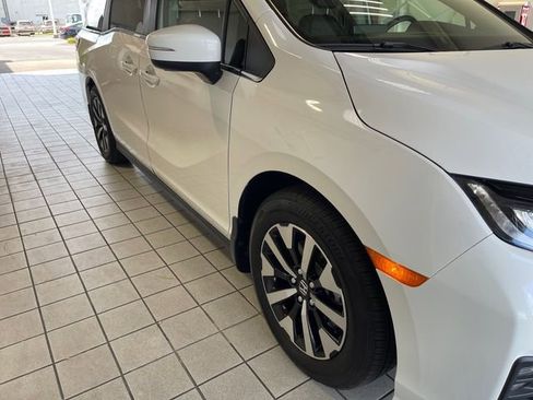 Certified 2026 Honda Odyssey EX-L image 19