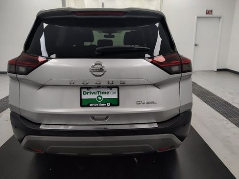 Used 2021 Nissan Rogue SV AWD/4WD image 6