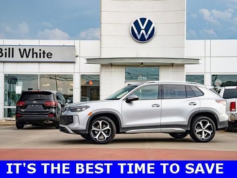 New 2025 Volkswagen Tiguan SE image 1