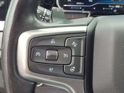 Used 2022 Chevrolet Silverado 1500 LT AWD/4WD image 24