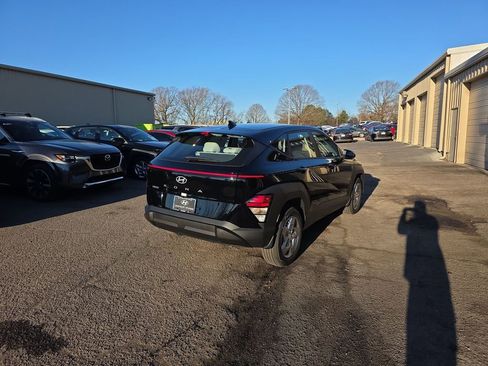 New 2026 Hyundai Kona SE image 13