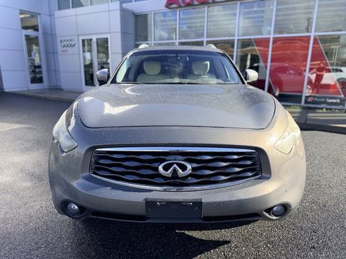 Used 2011 INFINITI FX35 2WD w/ Premium Pkg image 9