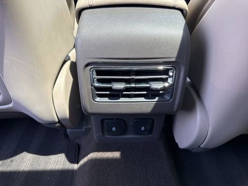 Used 2023 Lincoln Corsair Reserve w/ Equipment Group 201A AWD/4WD image 19