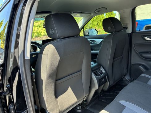 Used 2023 Chevrolet Blazer LT w/ Midnight/Sport Edition FWD image 15