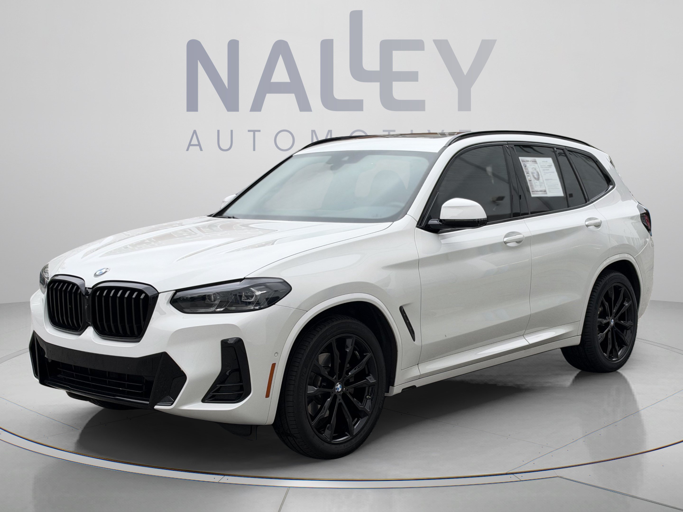 Used 2024 BMW X3 sDrive30i w/ M Sport Package RWD image 1