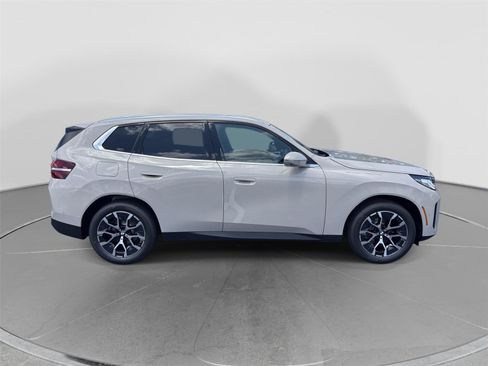 New 2026 BMW X3 xDrive30i w/ Premium Package AWD/4WD image 7