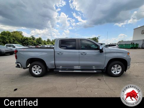 Used 2024 Chevrolet Silverado 1500 LT AWD/4WD image 8