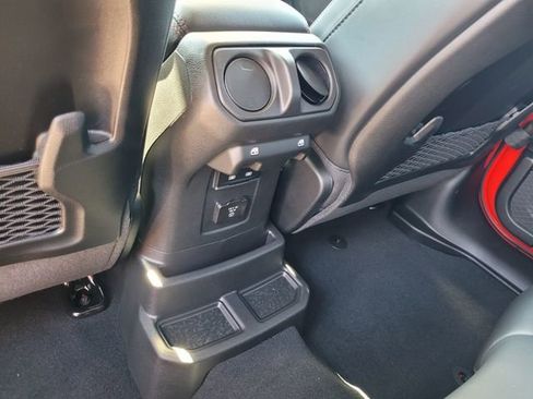 New 2026 Jeep Wrangler Unlimited Rubicon image 9