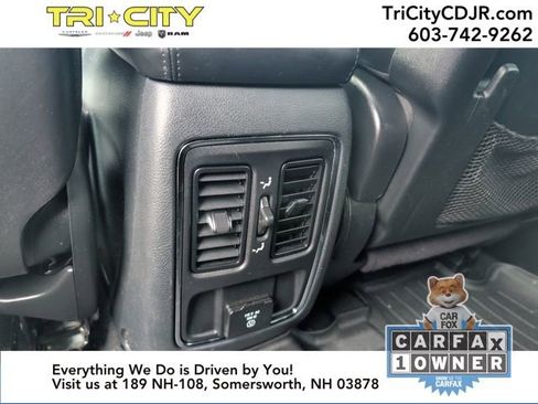 Used 2019 Jeep Grand Cherokee Altitude image 32