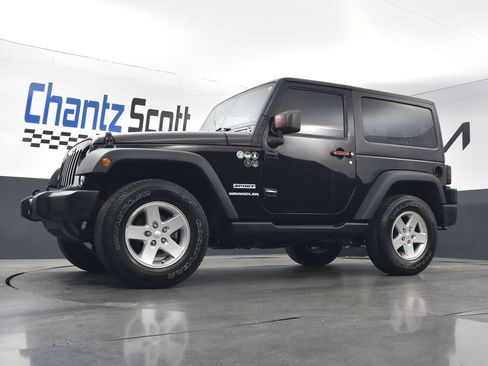Used 2016 Jeep Wrangler Sport w/ Quick Order Package 24S AWD/4WD image 18