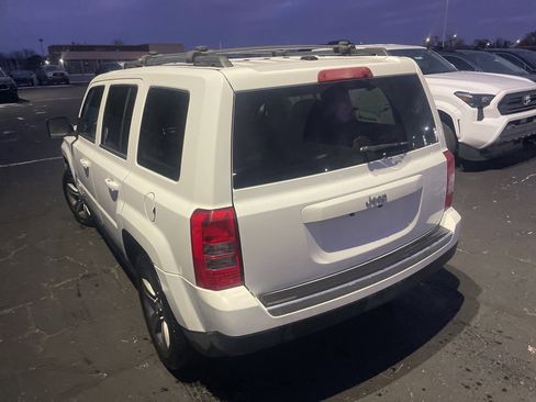 Used 2014 Jeep Patriot Latitude w/ Freedom Edition Package image 7