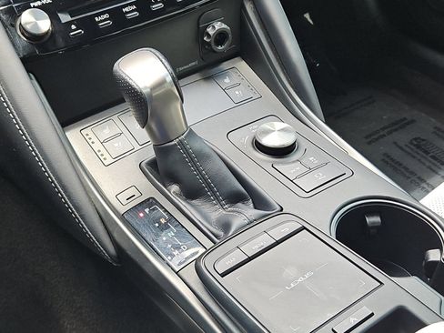 Used 2022 Lexus IS 350 F Sport w/ Navigation Package RWD image 20