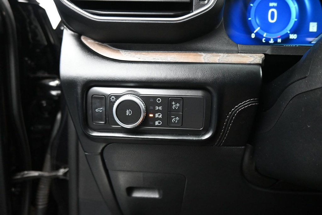 Used 2022 Ford Explorer Platinum w/ Equipment Group 601A AWD/4WD image 15