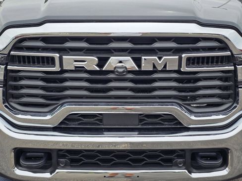 New 2026 RAM 2500 Tradesman AWD/4WD image 3
