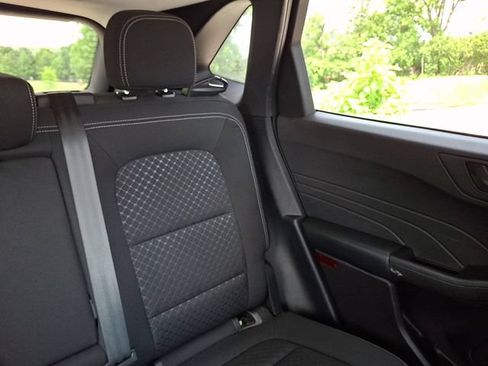 Certified 2024 Ford Escape Active AWD/4WD image 28