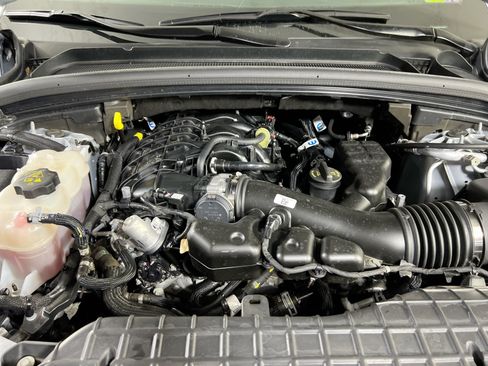 Used 2023 Jeep Grand Cherokee Limited AWD/4WD image 29