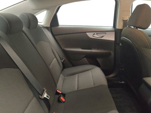 Used 2023 Kia Forte LXS image 19