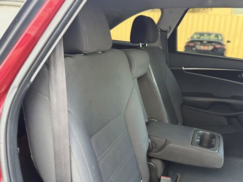 Used 2020 Kia Sorento FWD V6 image 25
