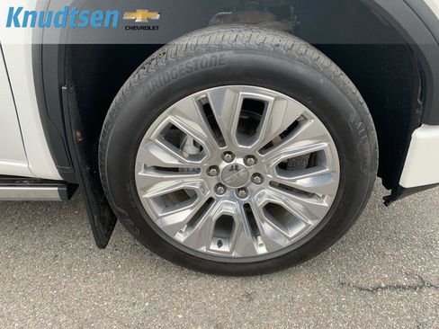 Used 2020 GMC Sierra 1500 Denali w/ Denali Ultimate Package image 9