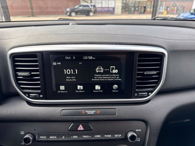 Used 2020 Kia Sportage LX AWD/4WD image 16