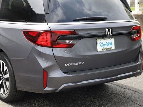 New 2026 Honda Odyssey EX-L image 7