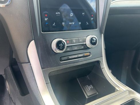 Used 2023 Ford Edge ST-Line w/ Cargo Accessory Package image 35