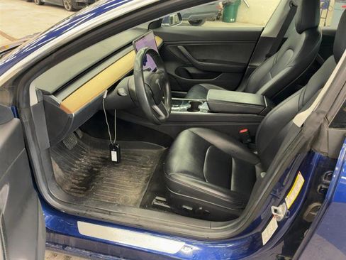 Used 2018 Tesla Model 3 Long Range image 5