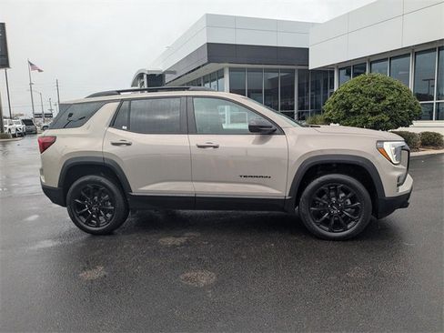 New 2026 GMC Terrain Elevation w/ Elevation Premium Package image 3