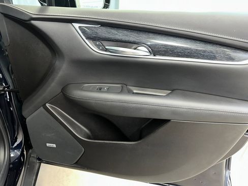 Certified 2022 Cadillac XT5 Premium Luxury w/ Technology Package image 36