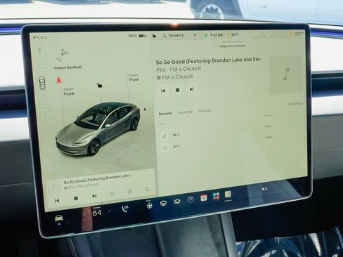 Used 2024 Tesla Model 3 Standard Range RWD image 17