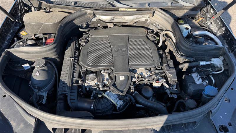 Used 2015 Mercedes-Benz GLK 350 4MATIC image 42