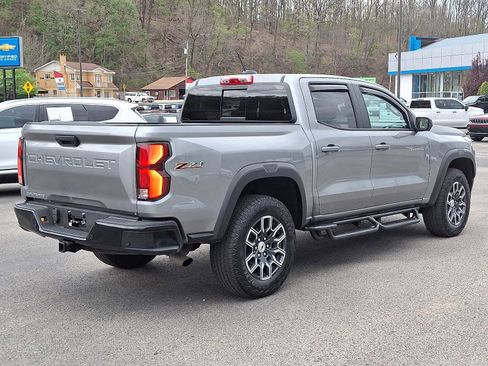 Used 2024 Chevrolet Colorado Z71 w/ Z71 Convenience Package 2 AWD/4WD image 6