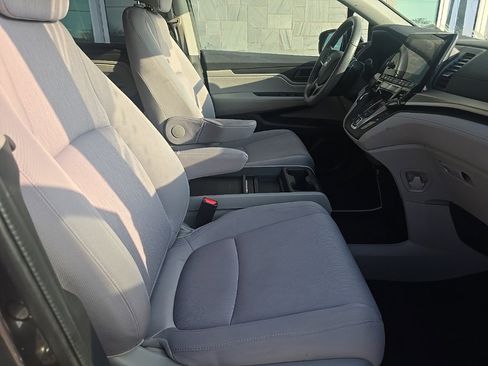 Used 2018 Honda Odyssey EX image 14