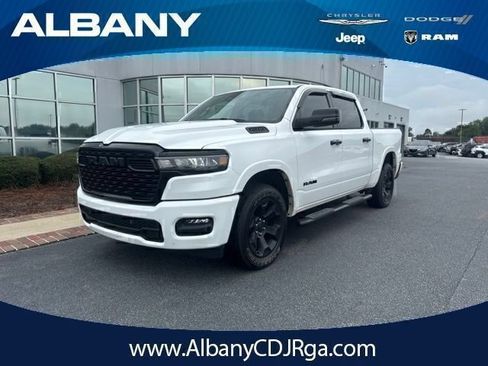 Used 2025 RAM 1500 Big Horn AWD/4WD image 2