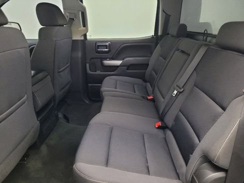 Used 2018 Chevrolet Silverado 1500 LT image 18