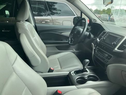 Used 2017 Honda Ridgeline RTL image 7