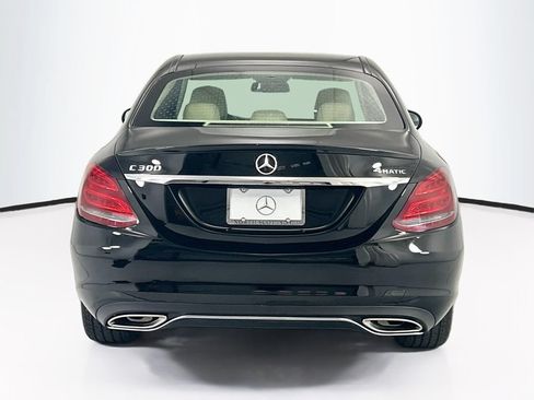 Used 2017 Mercedes-Benz C 300 4MATIC Sedan image 6