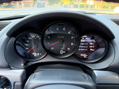 Used 2016 Porsche Cayman RWD image 26