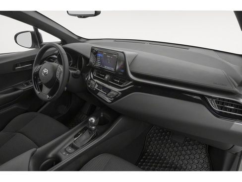 Used 2019 Toyota C-HR LE image 9