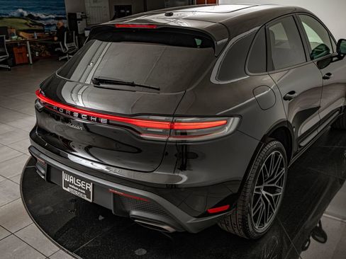 New 2026 Porsche Macan AWD/4WD image 21