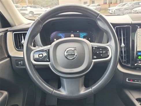 Used 2022 Volvo XC60 B6 Inscription w/ Protection Package Premier image 28