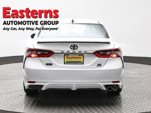 Used 2023 Toyota Camry SE AWD/4WD image 6
