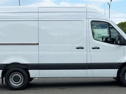 New 2026 Mercedes-Benz Sprinter 2500 image 2