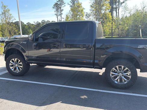 Used 2020 Ford F150 XL w/ Equipment Group 101A Mid image 8