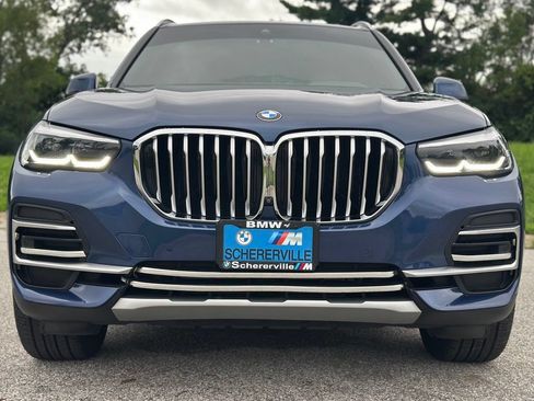 Used 2023 BMW X5 xDrive40i w/ Premium Package AWD/4WD image 2