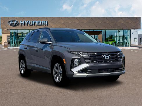 New 2026 Hyundai Tucson SEL image 11
